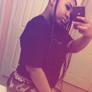 Meet your Posher, Areyon